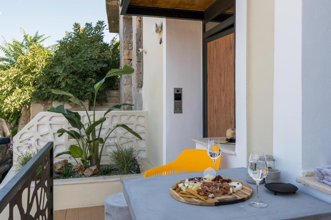 Skins Concept Boutique Apartment La Canea Exterior foto
